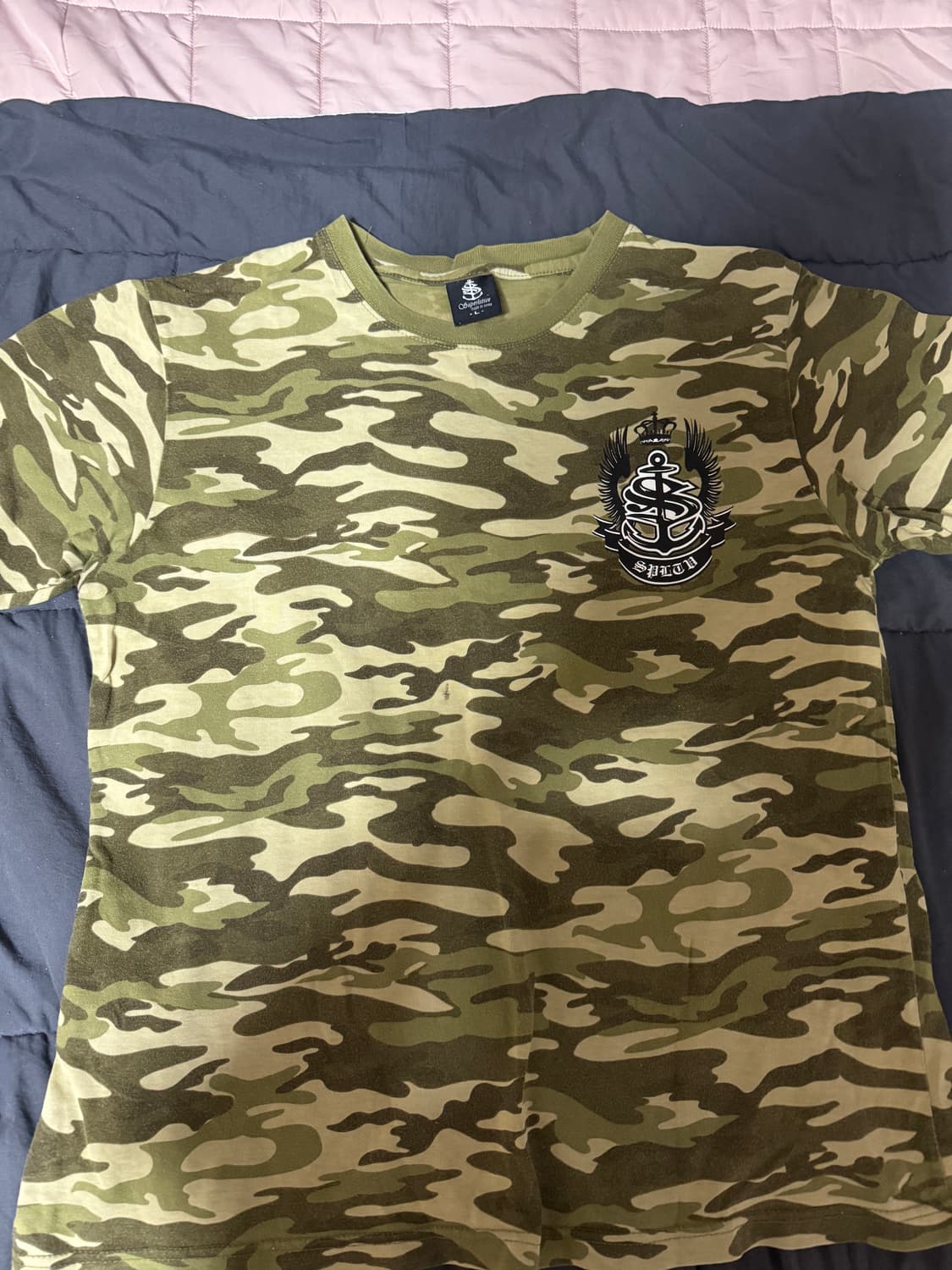  카모플라쥬 패턴의 면 반팔 상품이미지2