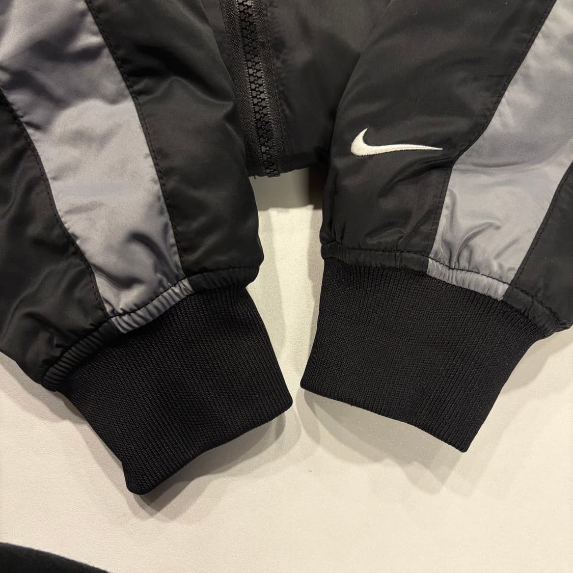 [M] 나이키  리버시블 스우시 블랙 봄버 자켓 B963 상품이미지6