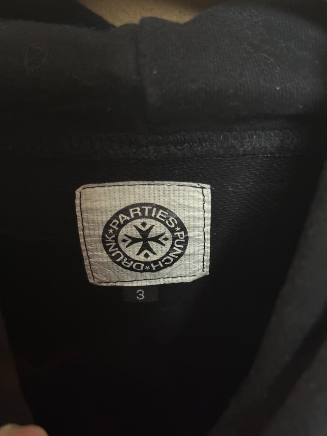  펀치드렁크파티즈 후드티 상품이미지3