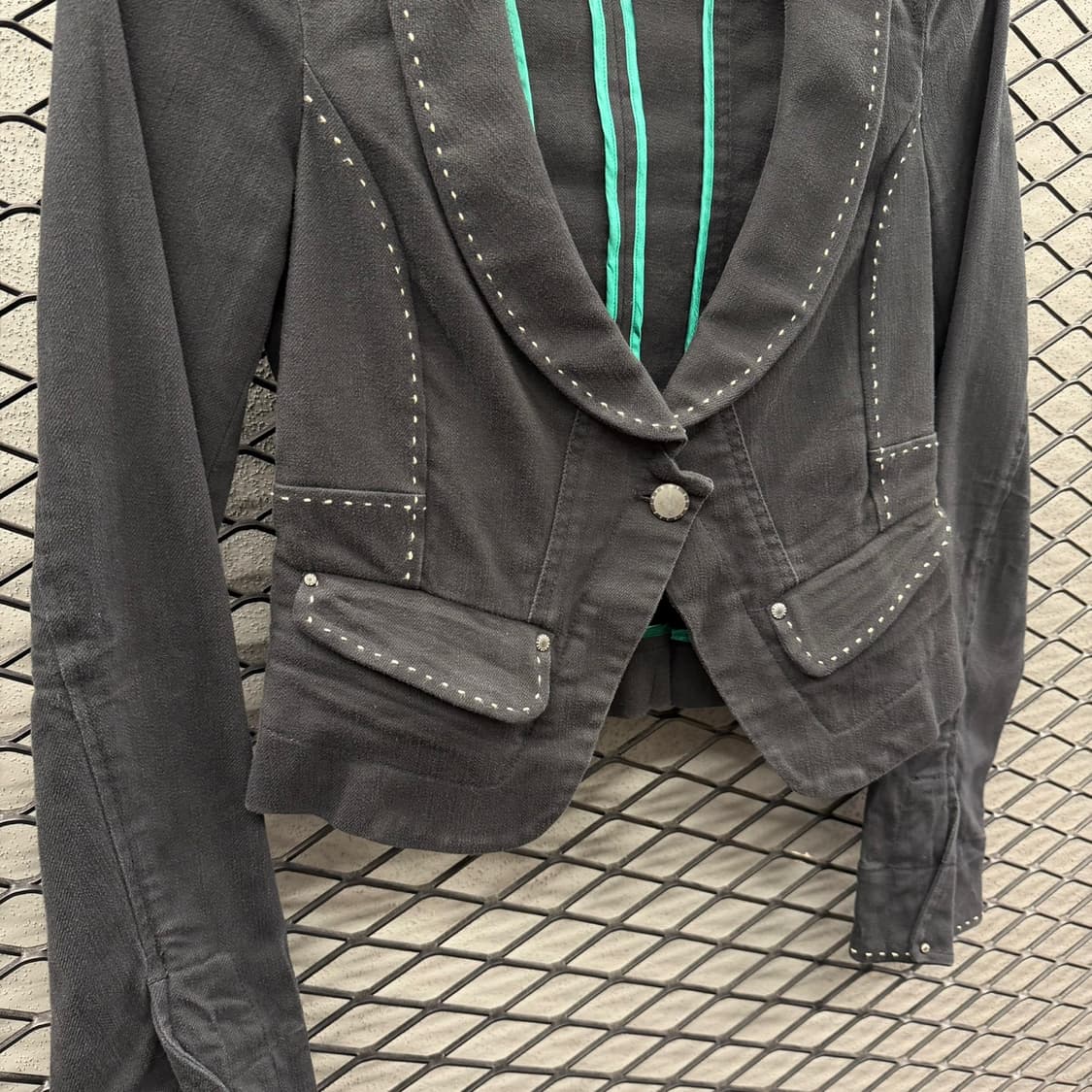 아르마니 익스체인지 헤비코튼 데님 블레이저 자켓 유니크 라펠 스티치 라인 상품이미지5