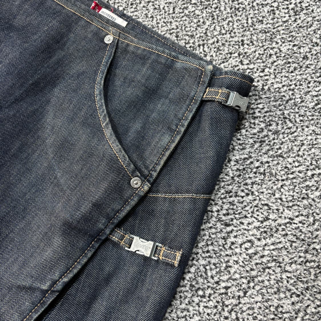 [W] 리바이스 엔지니어드진 걸즈 버클 랩 데님 스커트 (M) 상품이미지2