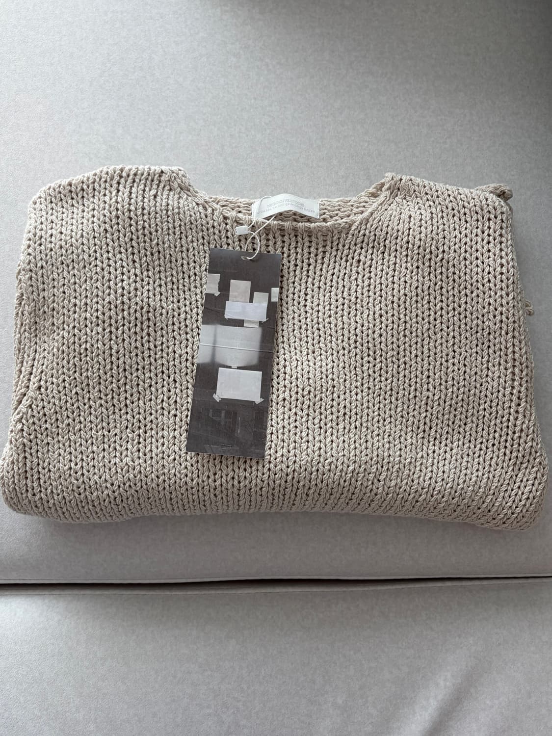 RELAXED COTTON SWEATER IN ECRU 상품이미지2