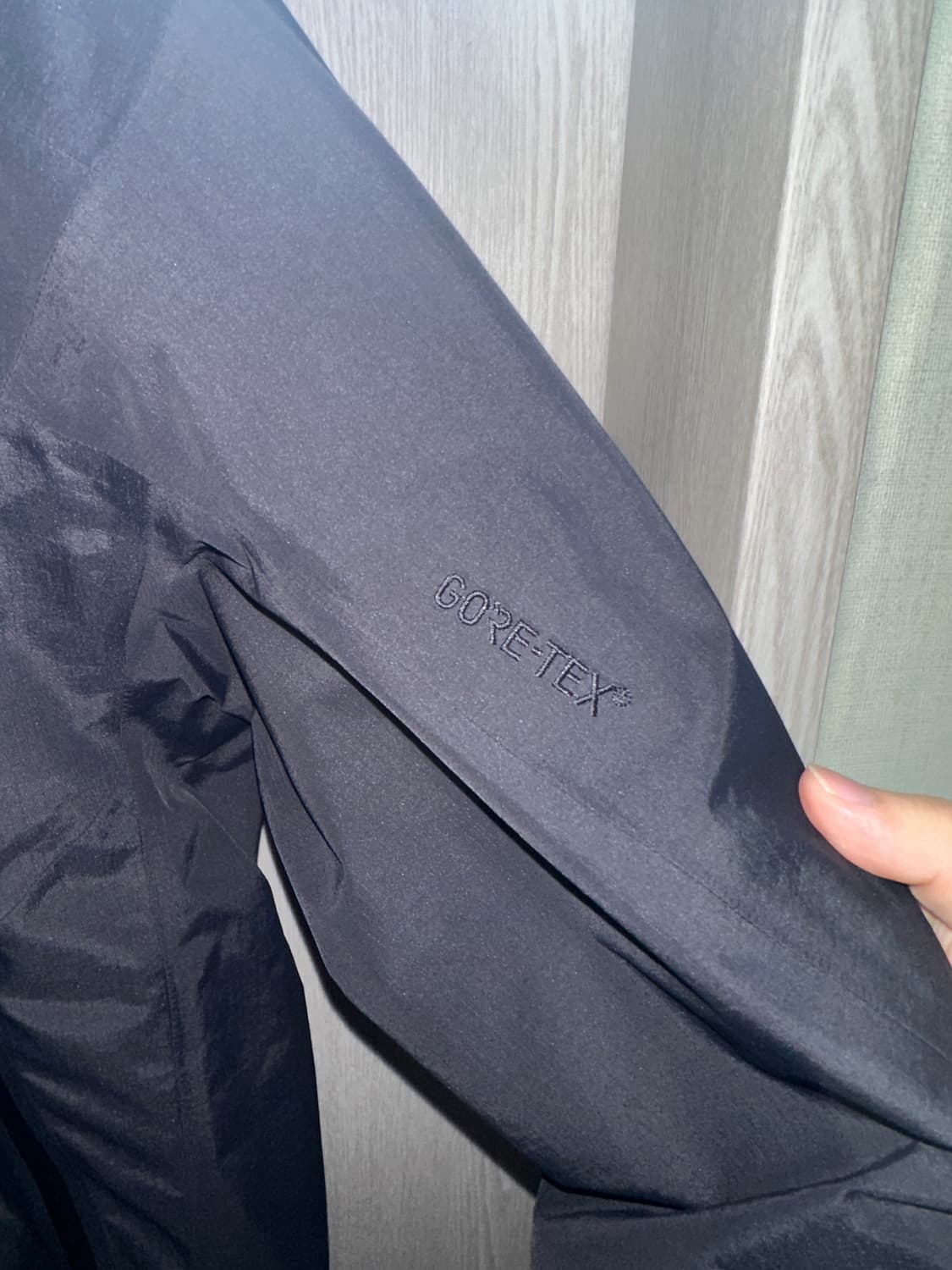 아크테릭스 바람막이 제타 sl 블랙 L 상품이미지3