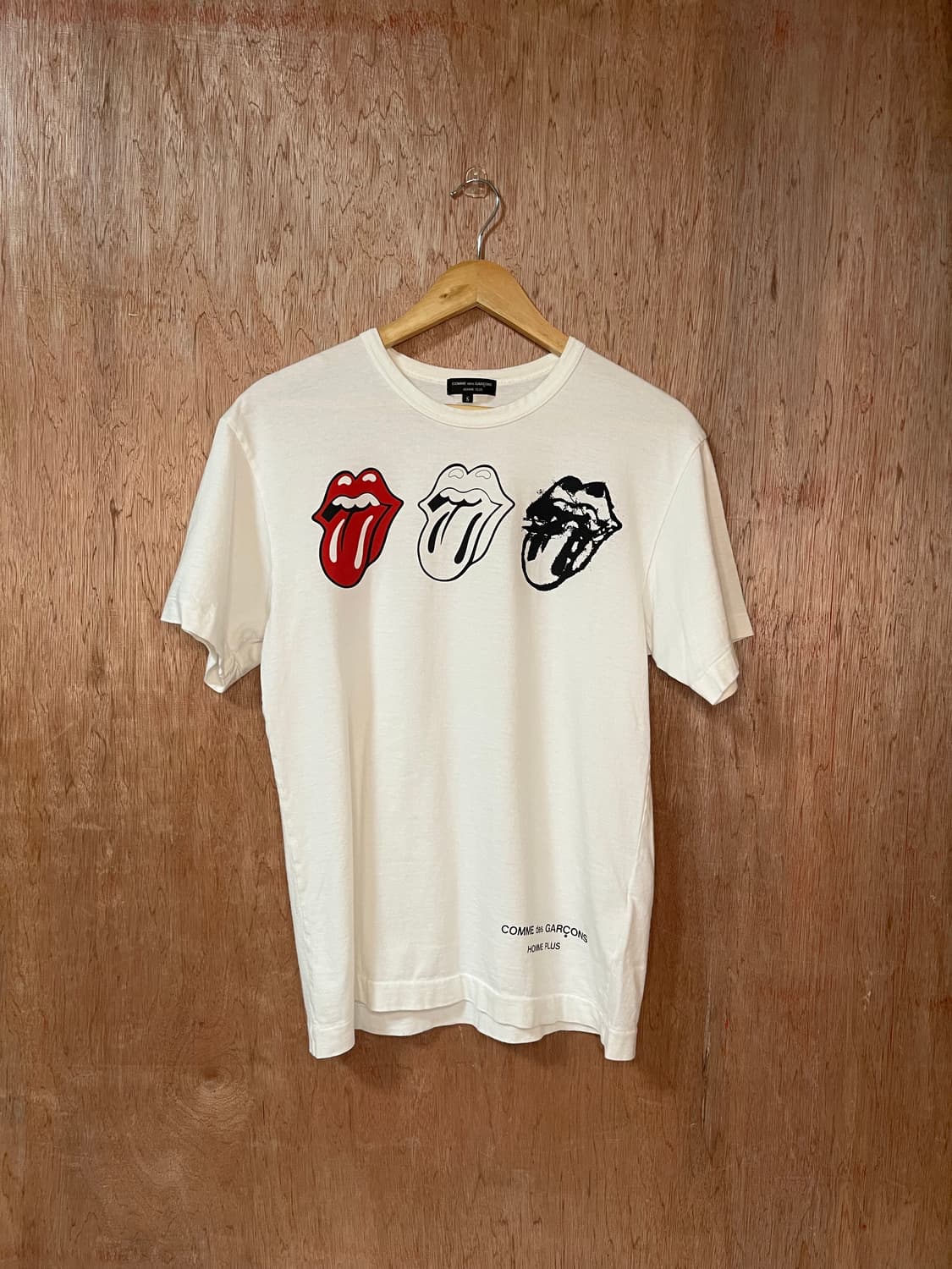 꼼데가르송 옴므 플러스 롤링스톤즈 콜라보 반팔 티셔츠 상품이미지1