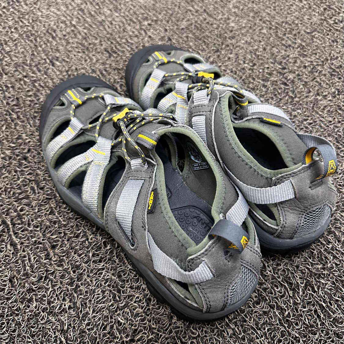 KEEN 킨 뉴포트 H2 샌들 회색 280사이즈 상품이미지5