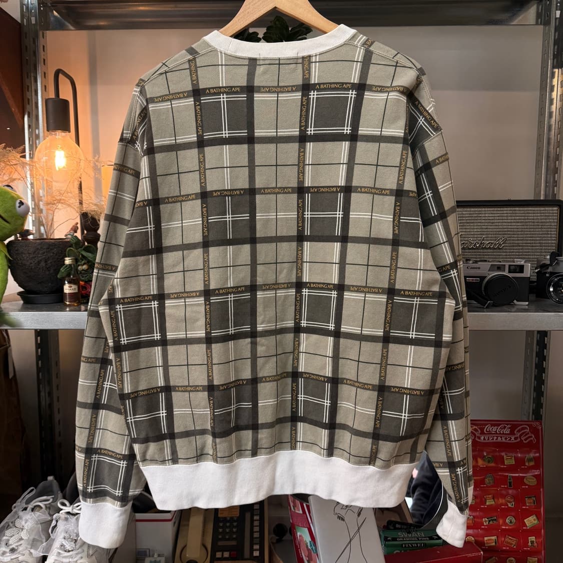 베이프 릴렉스핏 로고 체크 크루넥 릴렉스 핏 L L~XL 추천 상품이미지5