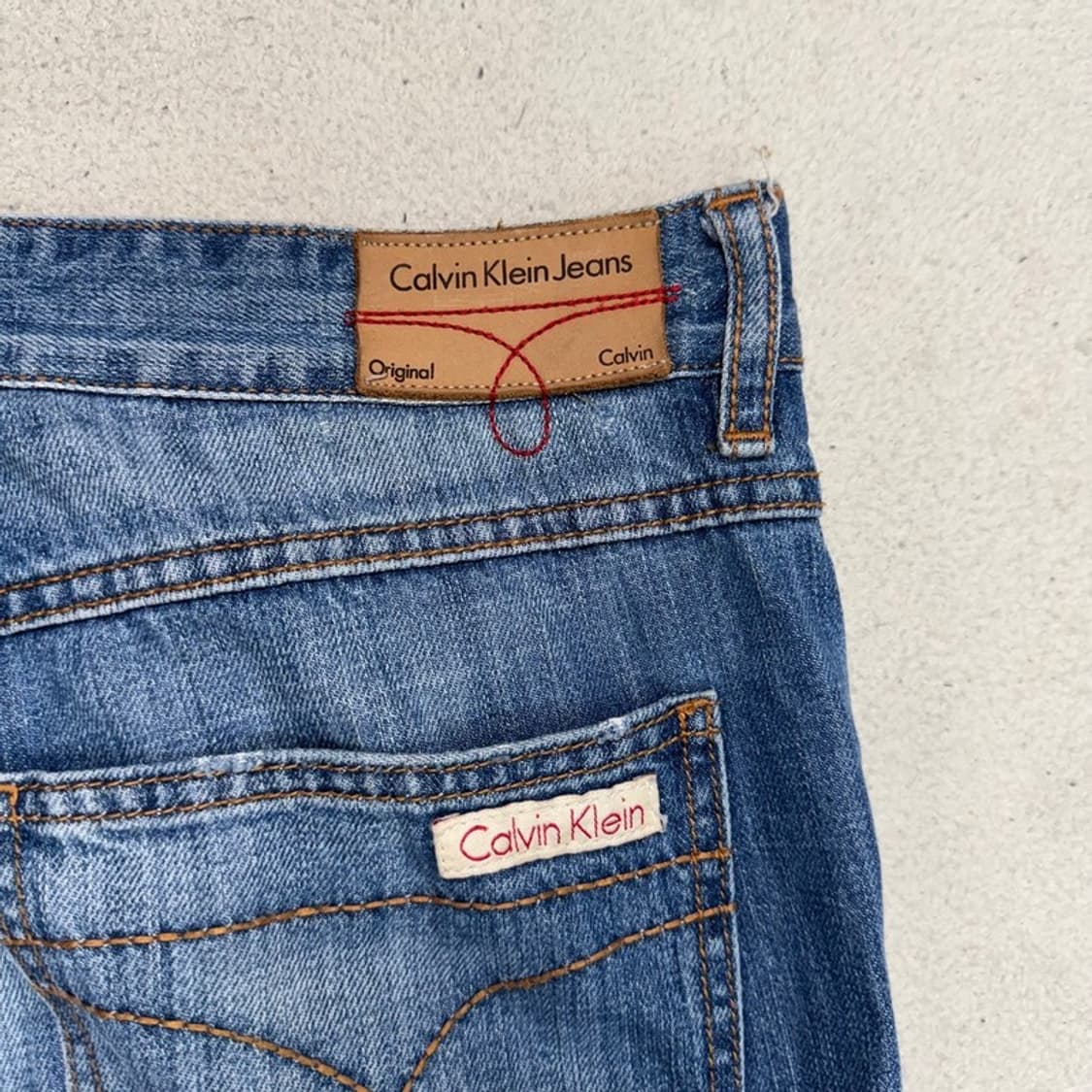 CALVIN KLEIN 라이트 블루 데님 팬츠 상품이미지5
