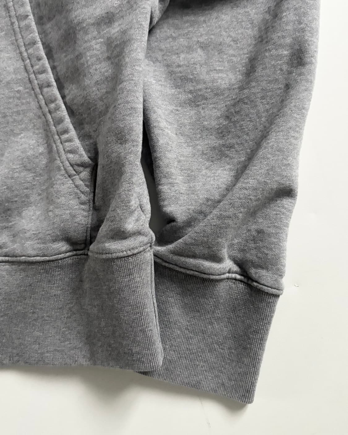 MaisonKitsune 메종키츠네 폭스패치 그레이컬러 후드티 상품이미지3