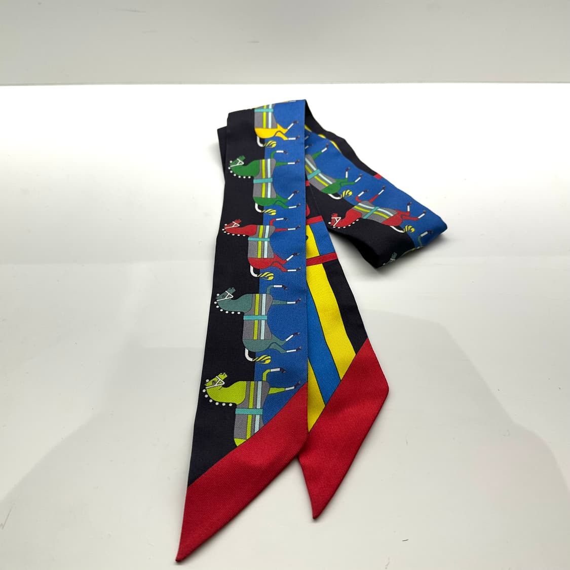 에르메스 로카바르 트윌리 숏스카프 상품이미지3