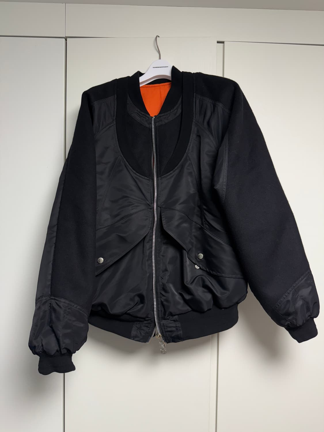 [44] 솔로이스트 이중봄버 검검 에크루 상품이미지1