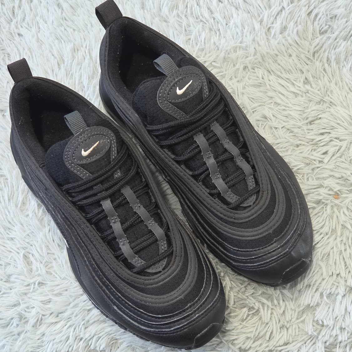 6q-10:나이키 에어맥스 97 블랙 (23cm) 상품이미지5