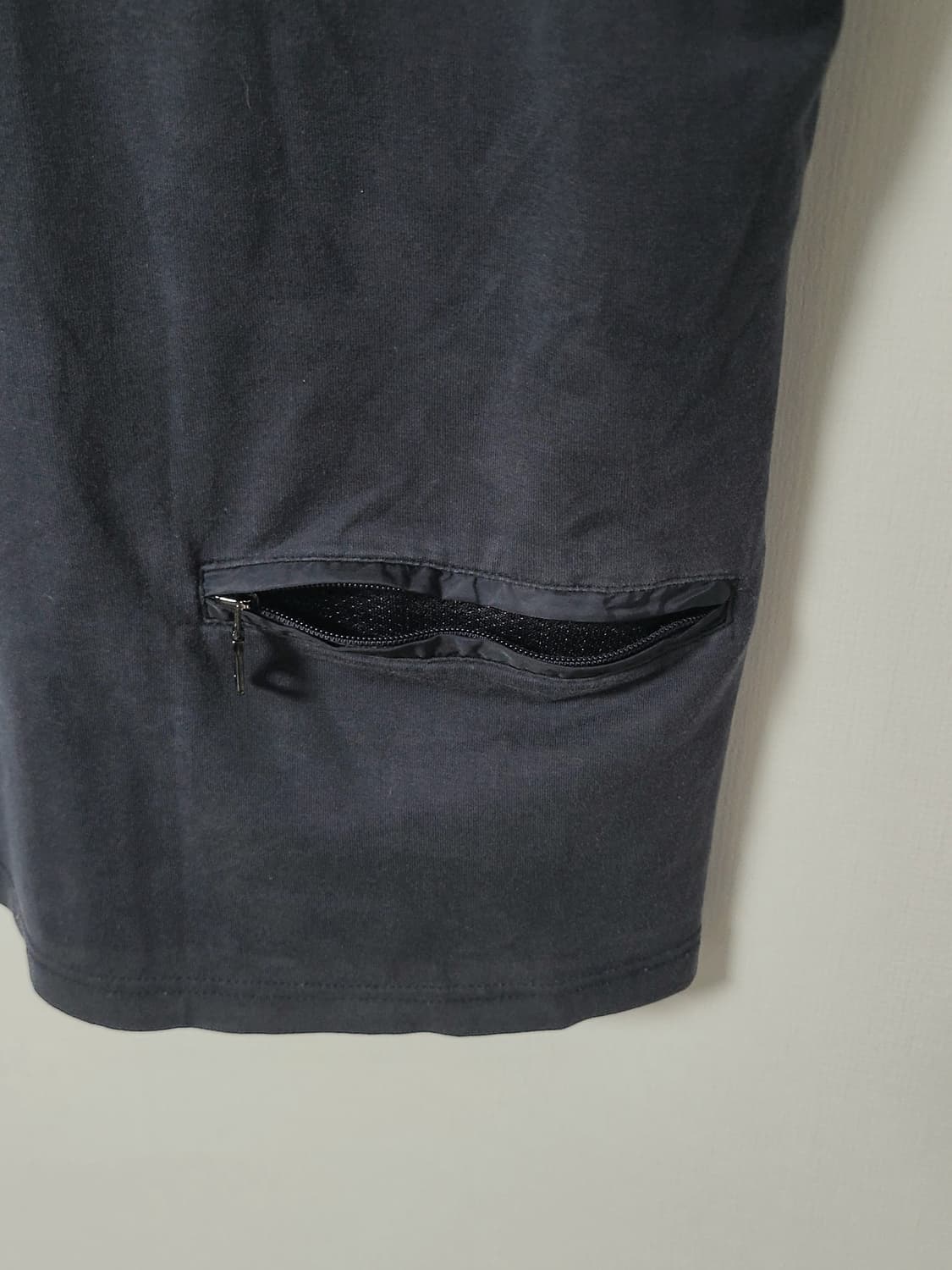 Prada sports back pocket crop t-shirts 상품이미지3