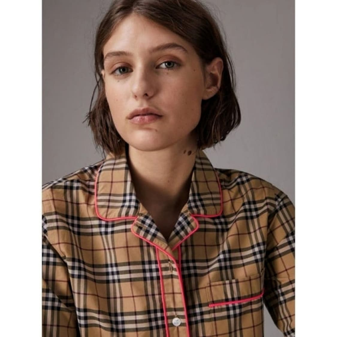 버버리 네온 파이핑 체크 셔츠 상품이미지1
