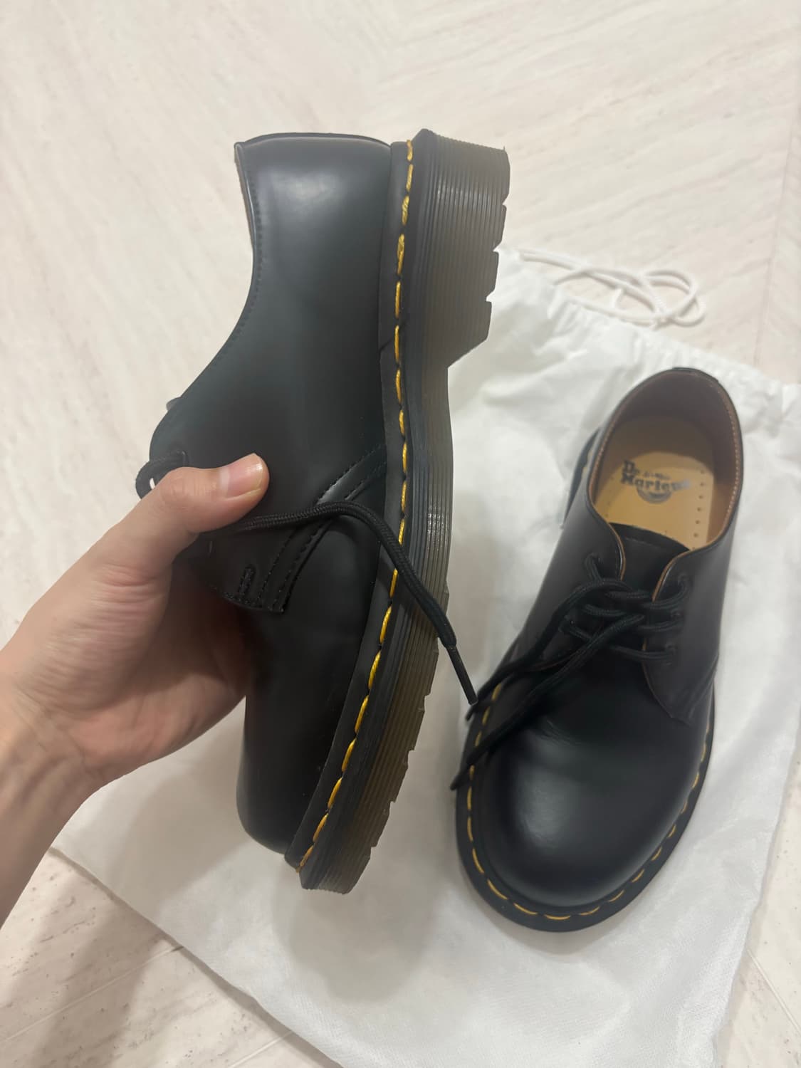 닥터마틴 1461 스무스 240 상품이미지2