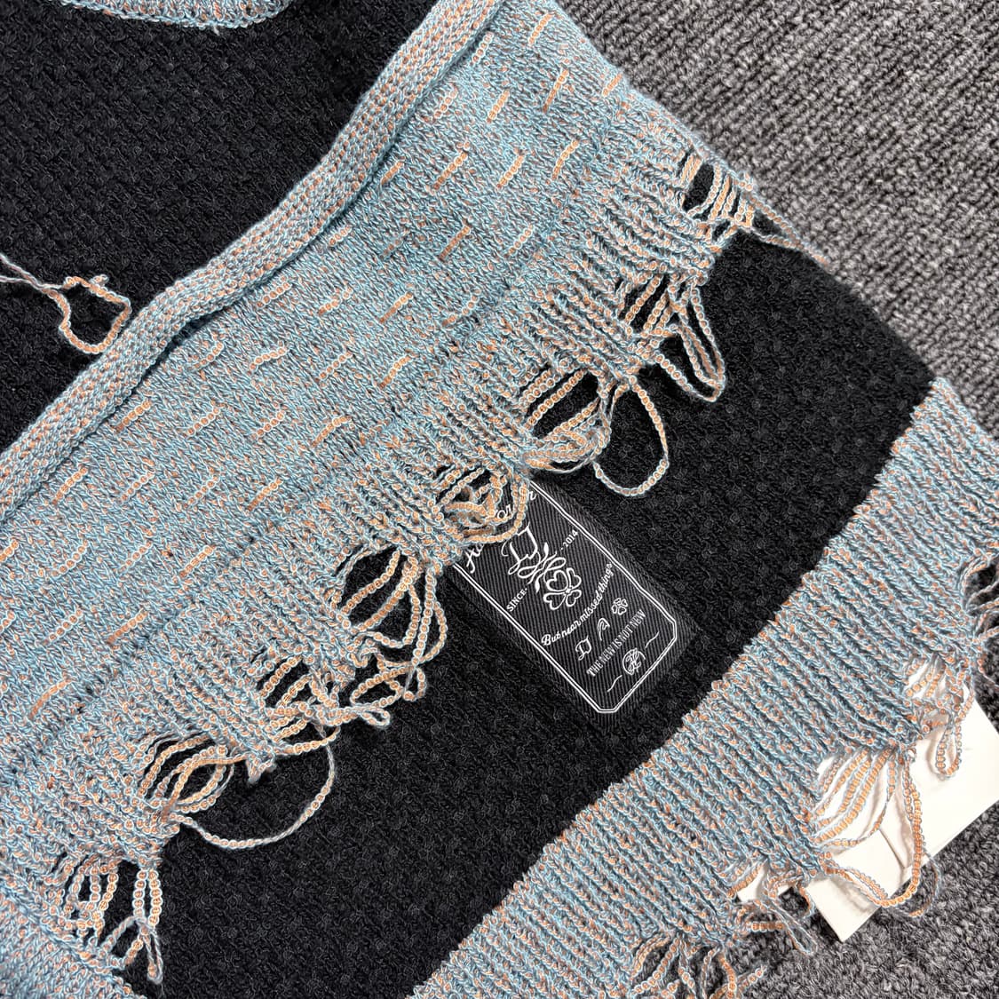 아더에러 23ss 새브라 니트 베스트 A1 새상품 상품이미지2