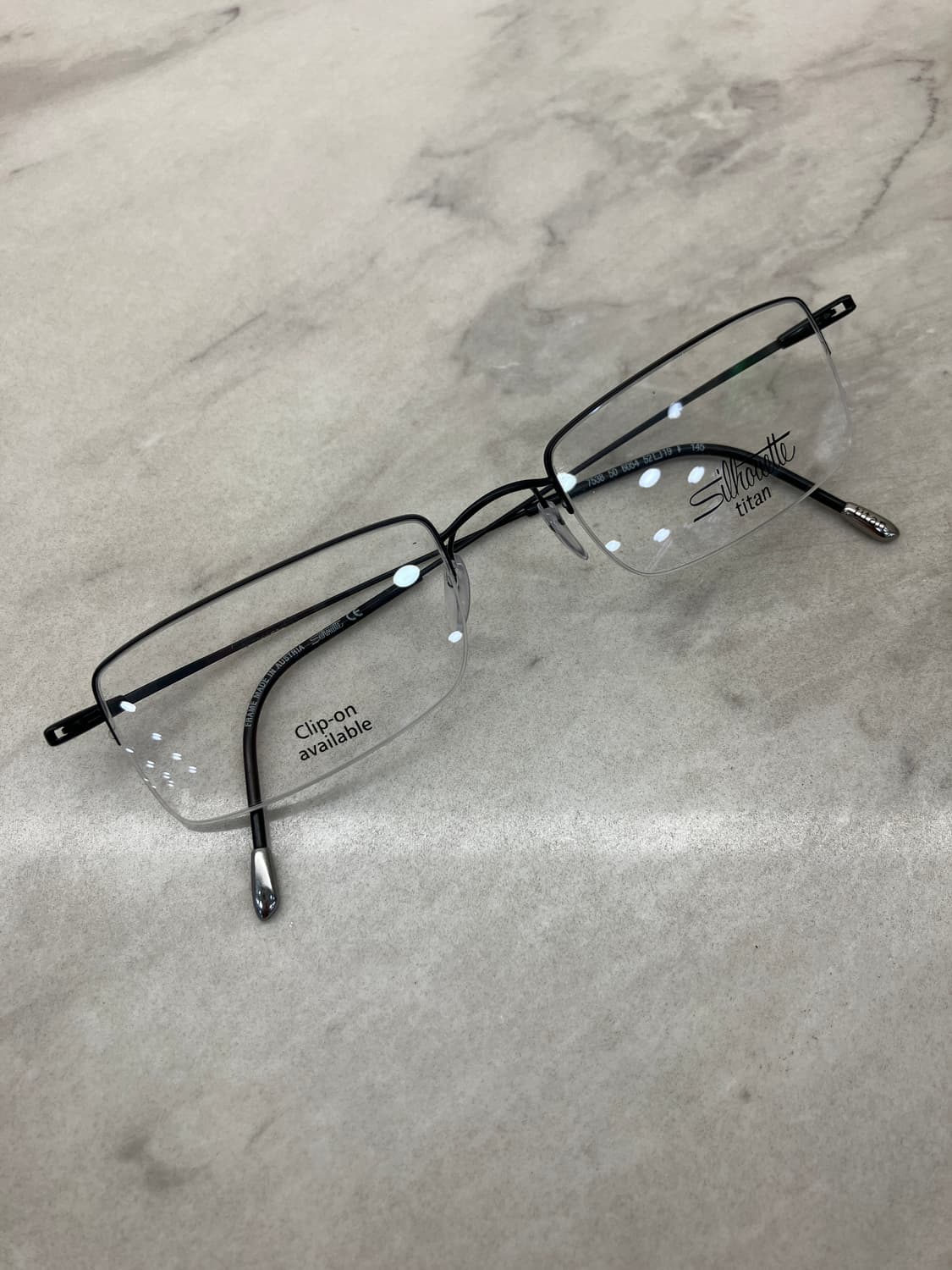 B43 실루엣 Silhouette 초경량 블랙 스퀘어 반무테 안경 상품이미지1