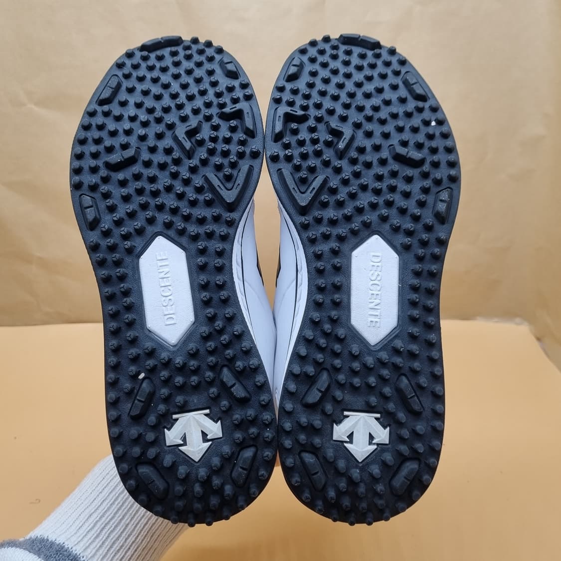 데상트 코치로 인조잔디야구화240 상품이미지3