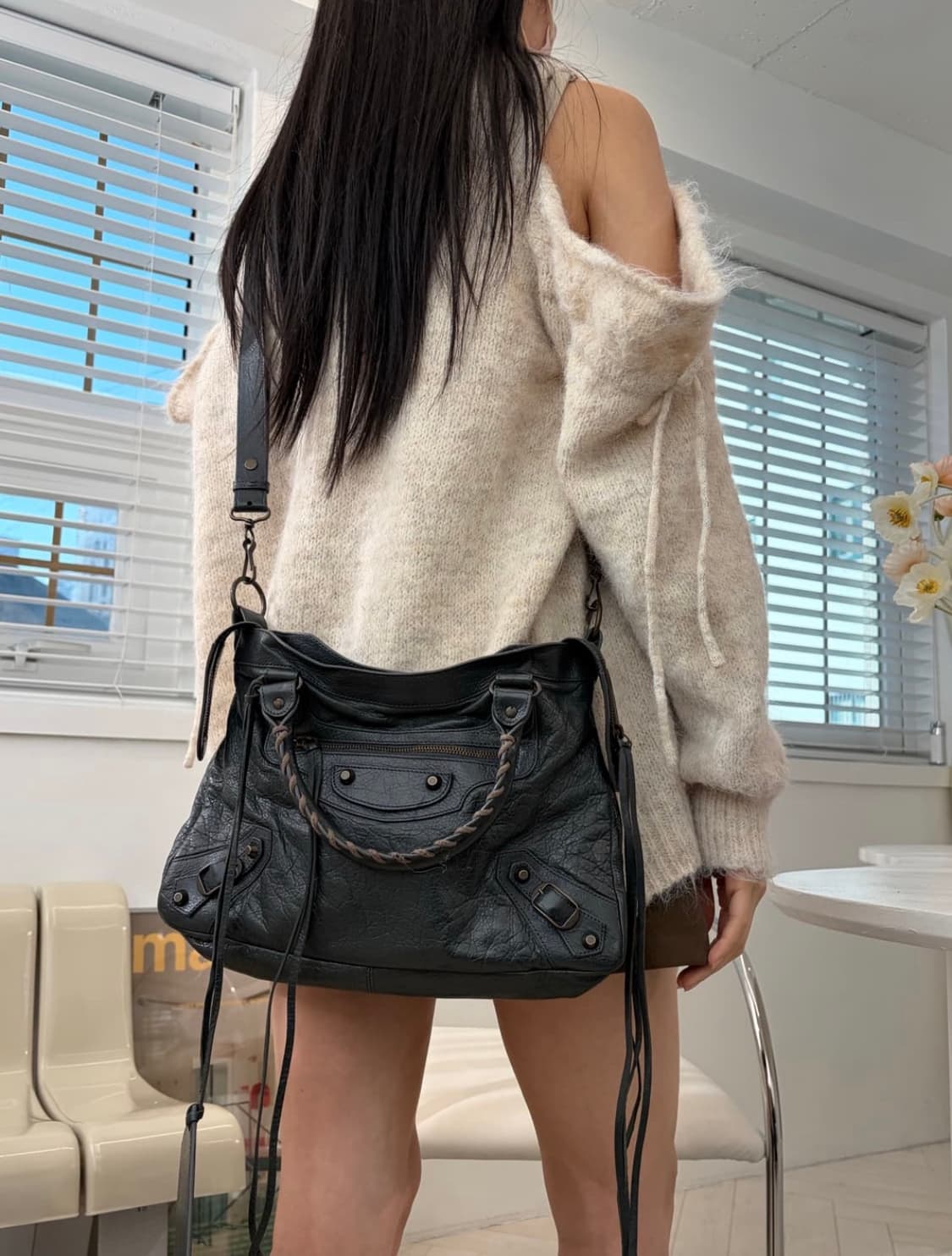 [A 정품] 발렌시아가 시티 모터백 타운 블랙 상품이미지9