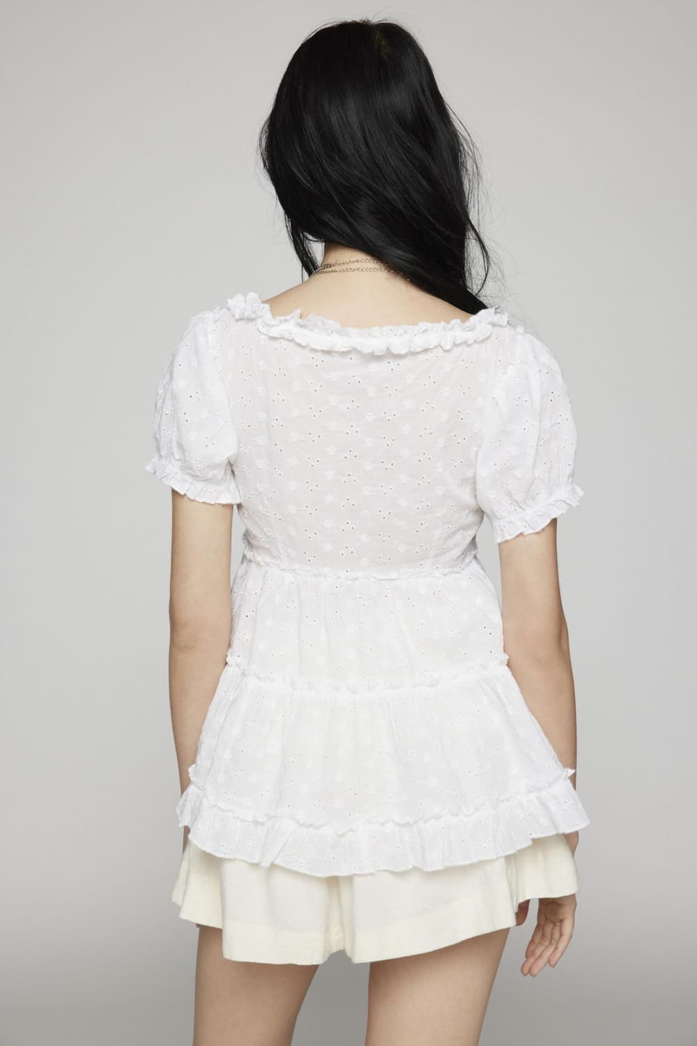 어반아웃피터스 김치블루 레이스 핀턱 퍼프 블라우스 상품이미지7