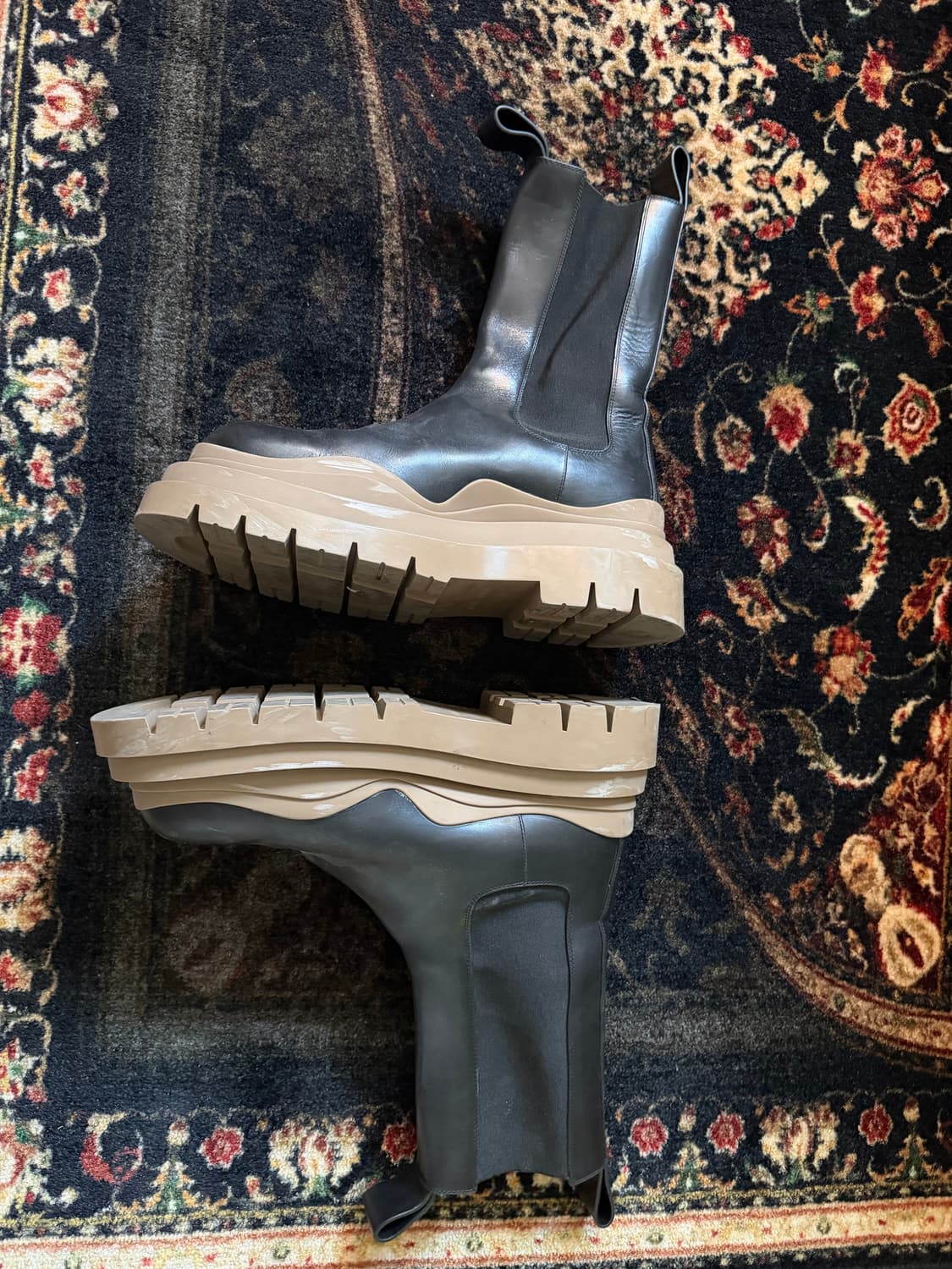 정품 보테가베네타 타이어 첼시부츠 상품이미지3