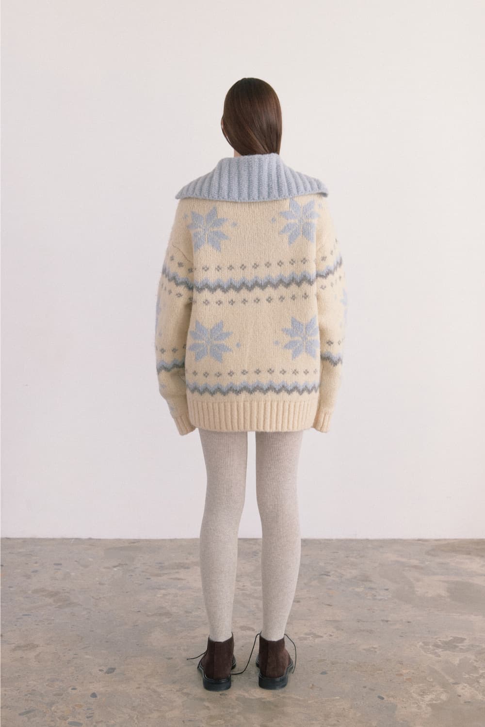 더오유 알파카 노르딕 하이넥 니트 가디건 아이보리 상품이미지6
