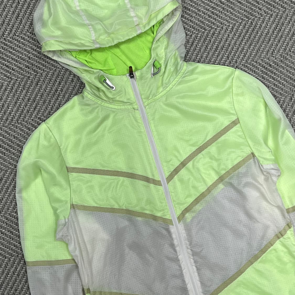 나이키 러닝 바람막이 v0717 상품이미지3