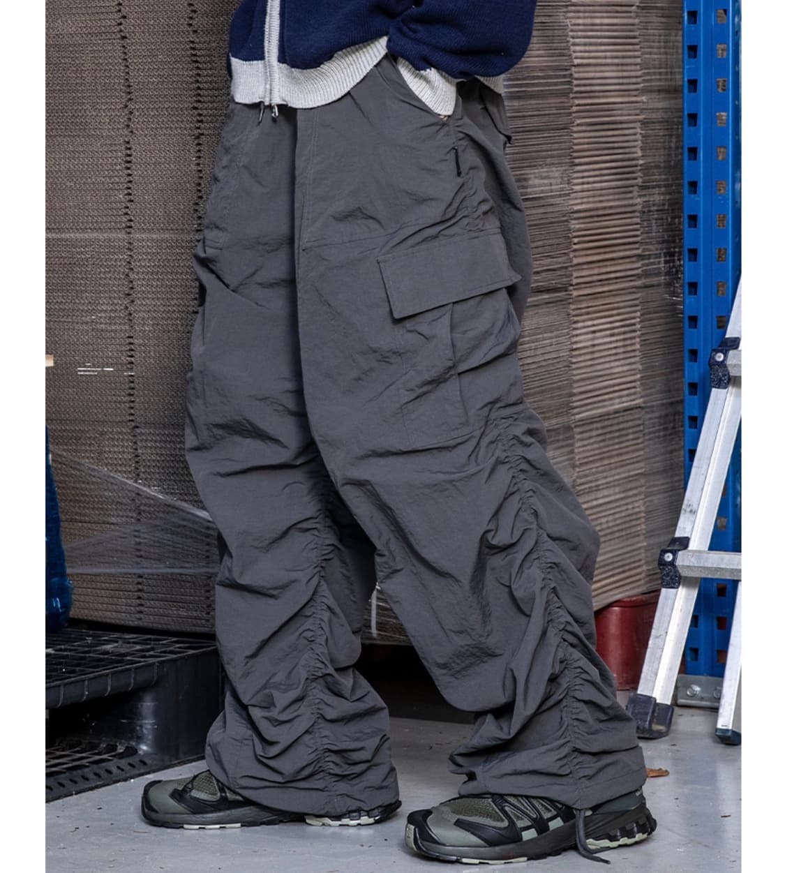 [S] 엑스톤즈 XP127 셔링 카고 팬츠 차콜(CHARCOAL) 상품이미지3