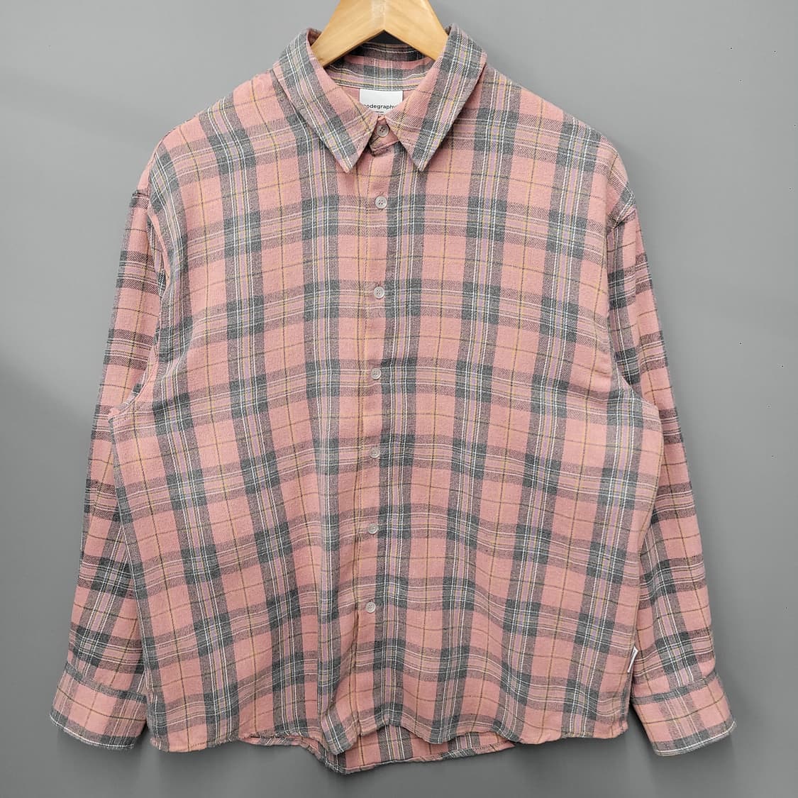 Codegraphy 코드그라피 오버핏 체크 셔츠 핑크 상품이미지1