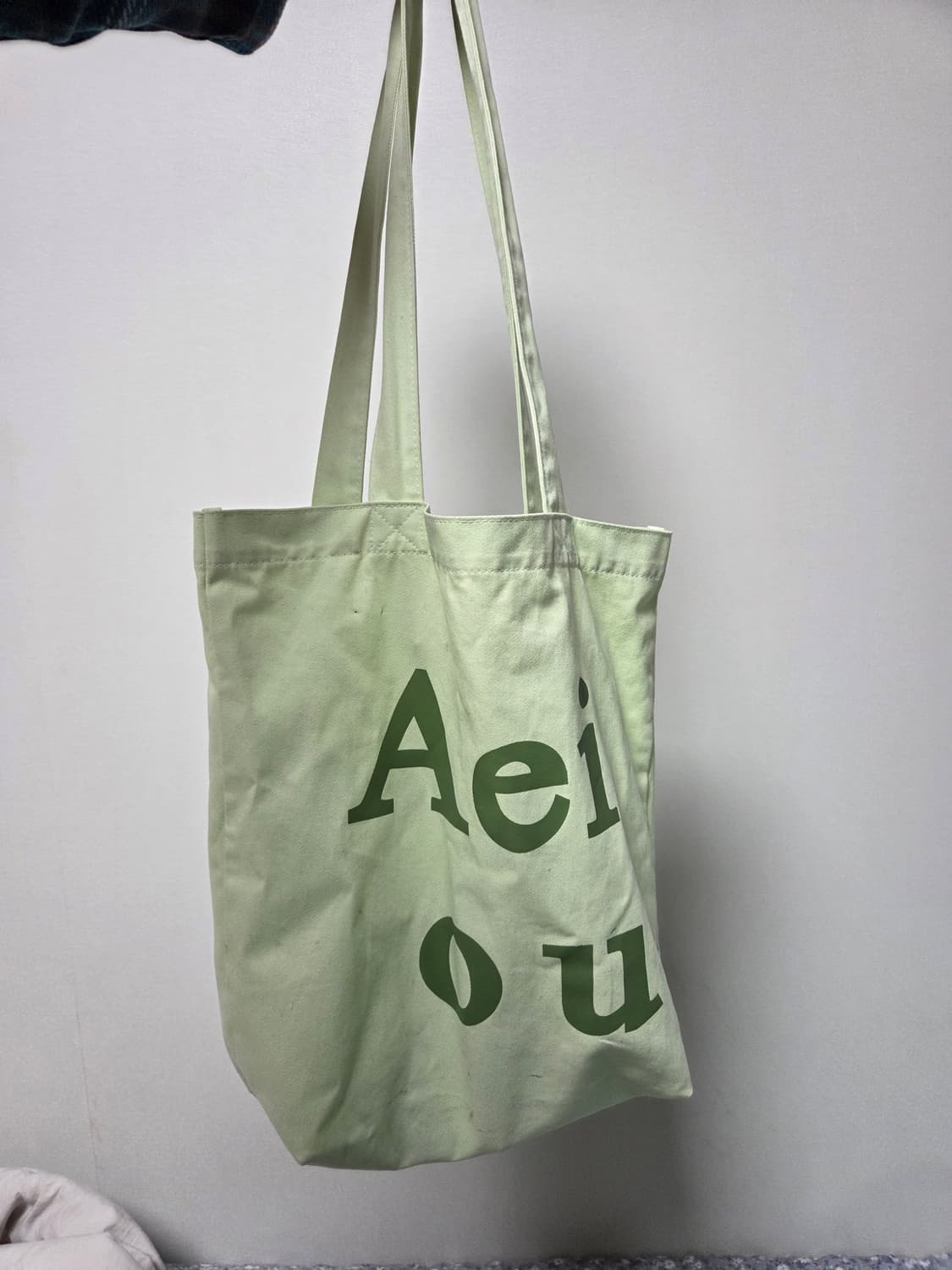 아에이오우 로고 에코백 아보카도 민트 상품이미지2