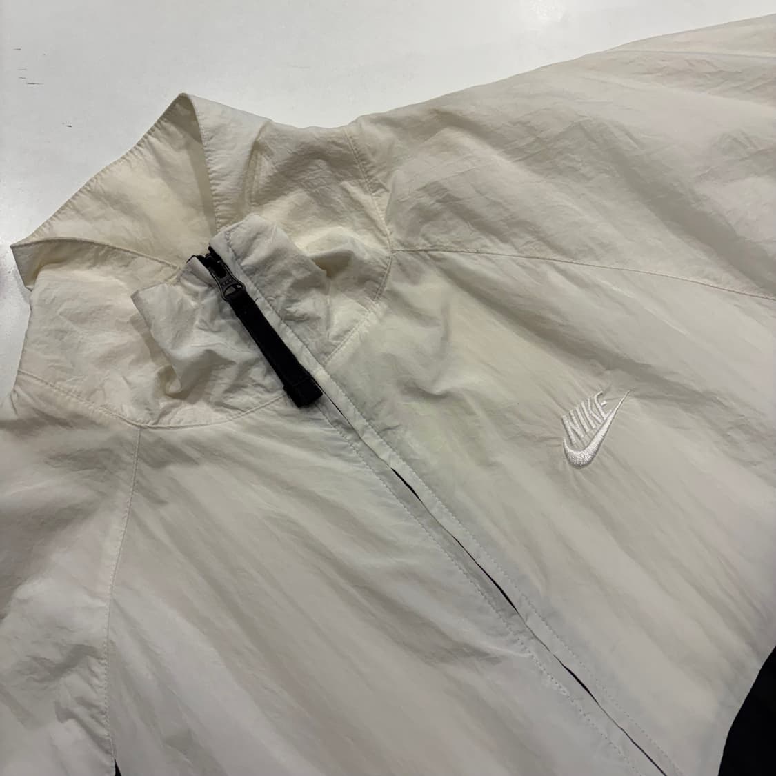 [XL] 나이키 빅스우시 우븐 바람막이 화이트 블랙 C445 상품이미지3