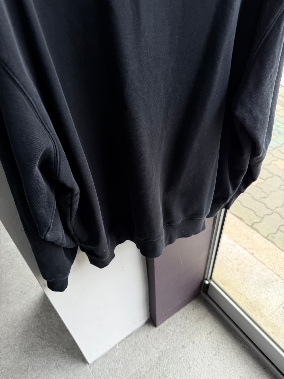 XL/ 아크네스튜디오 실버 포바 빅로고 맨투맨 상품이미지6