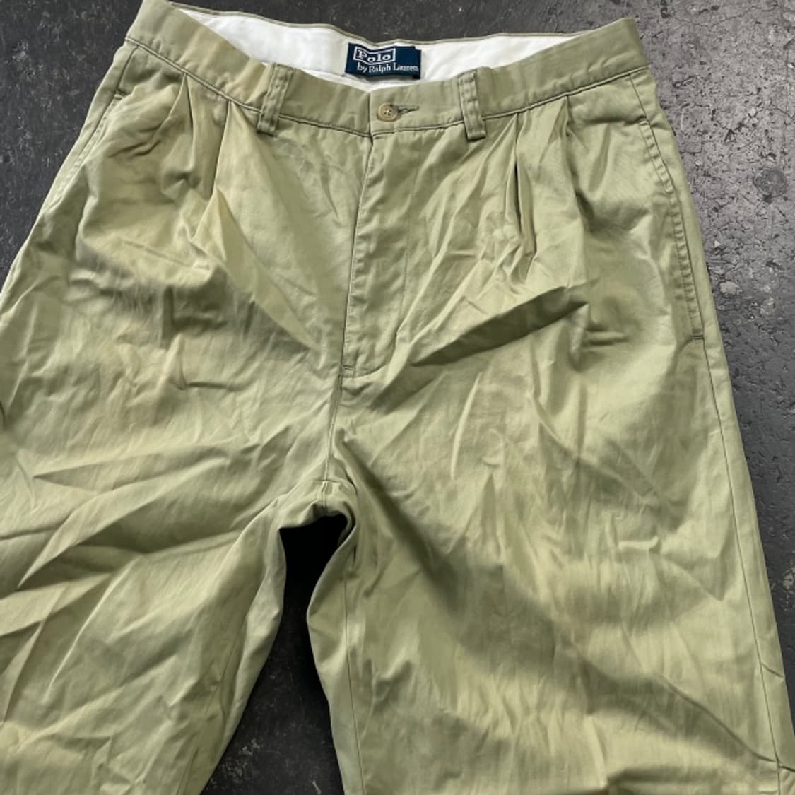 32 폴로 랄프로렌 투턱 치노팬츠 상품이미지2