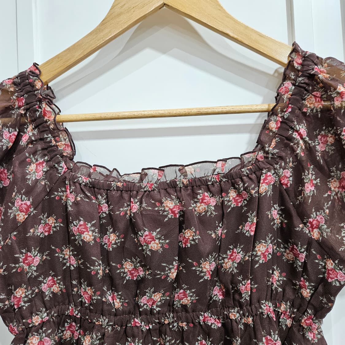 리즈리사 플라워 초코쉬폰 원피스 상품이미지5