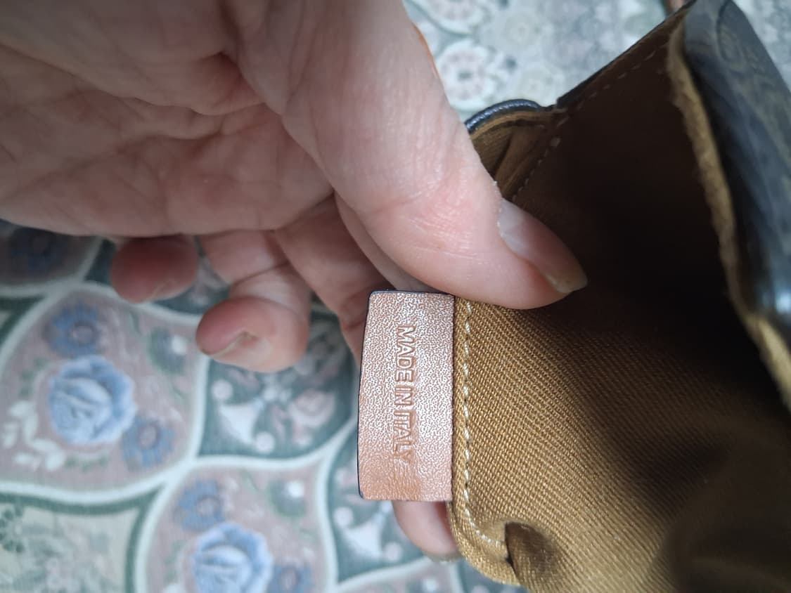 셀린느트라이앵글크로스백 상품이미지7