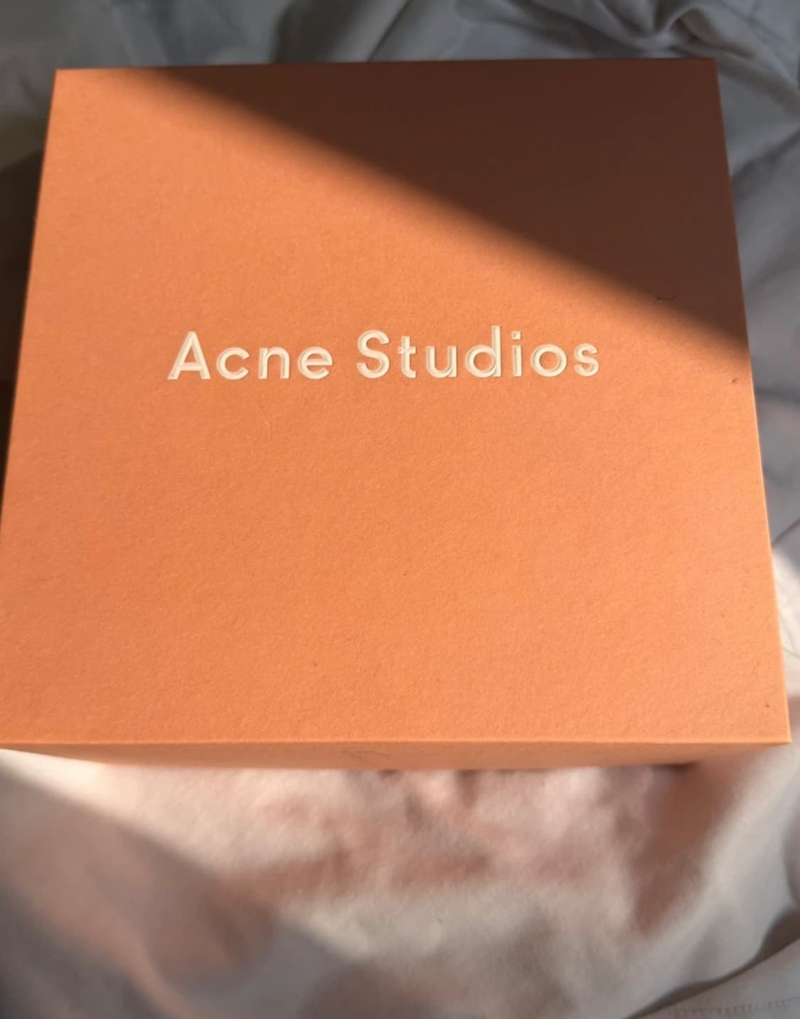 아크네 스튜디오 미니 크로스백 블랙 상품이미지8