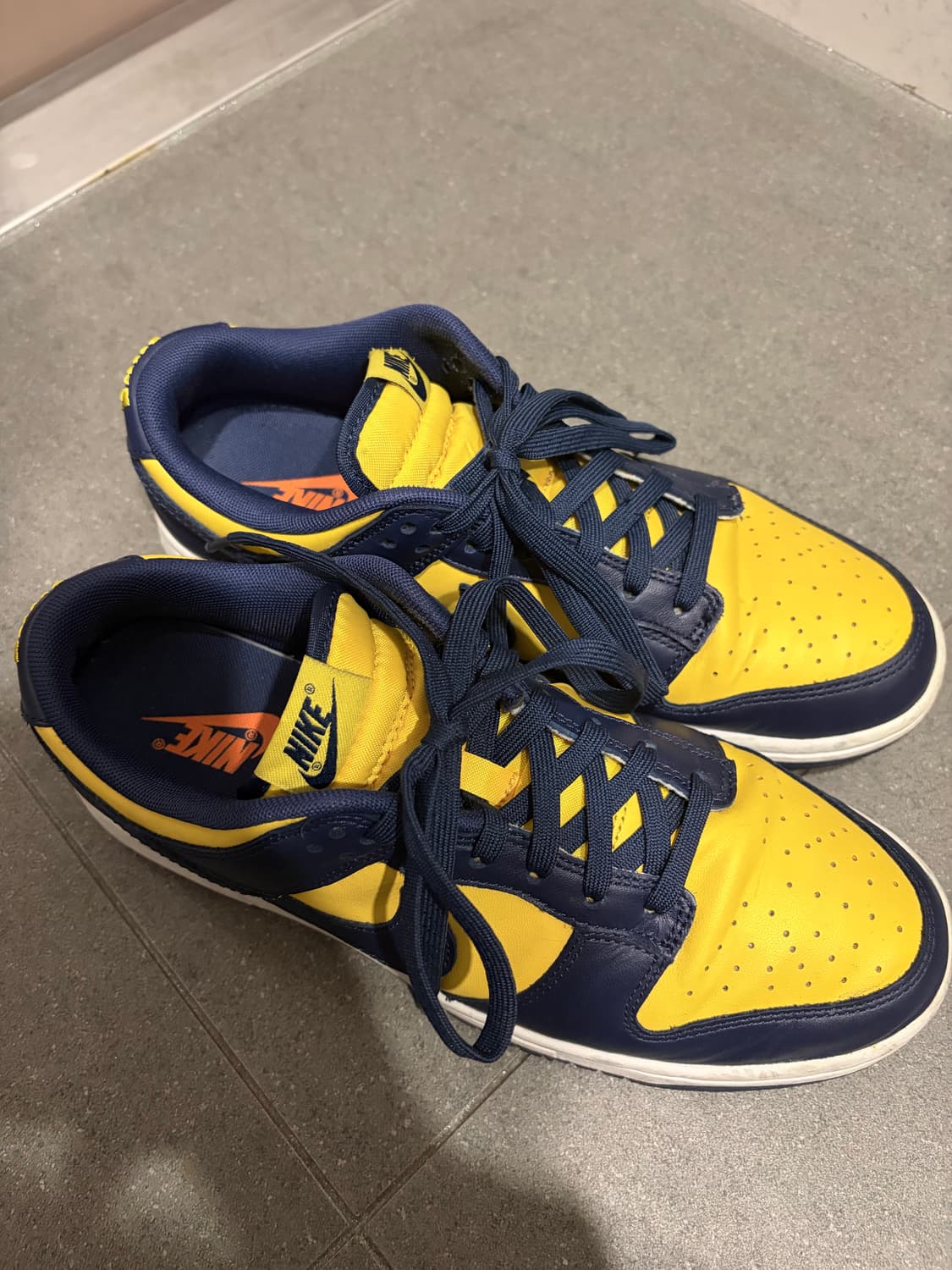 나이키 덩크 로우 레트로 바시티 메이즈 275 상품이미지1