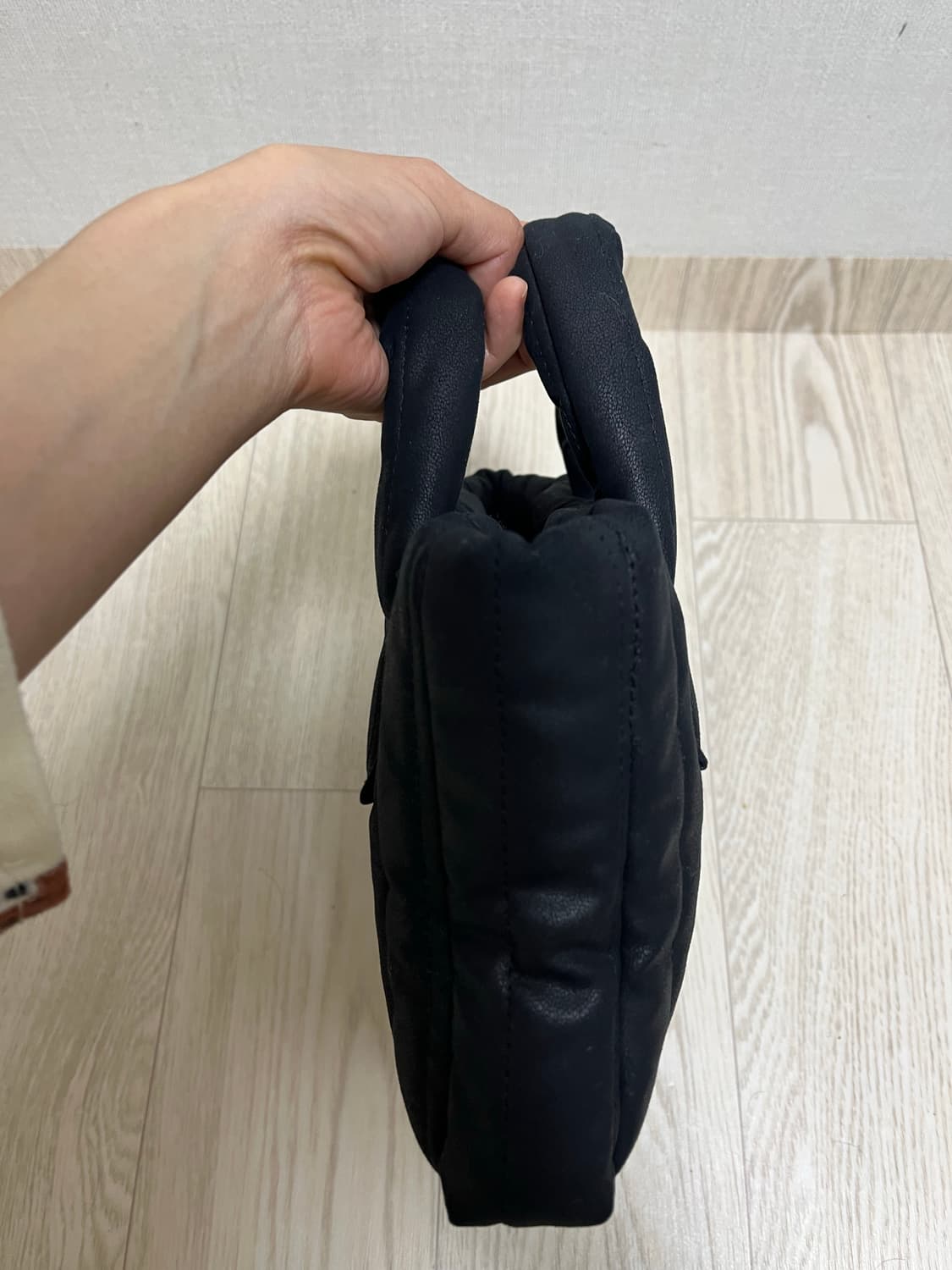 시엔느 패딩백 스웨이드 미니 상품이미지4