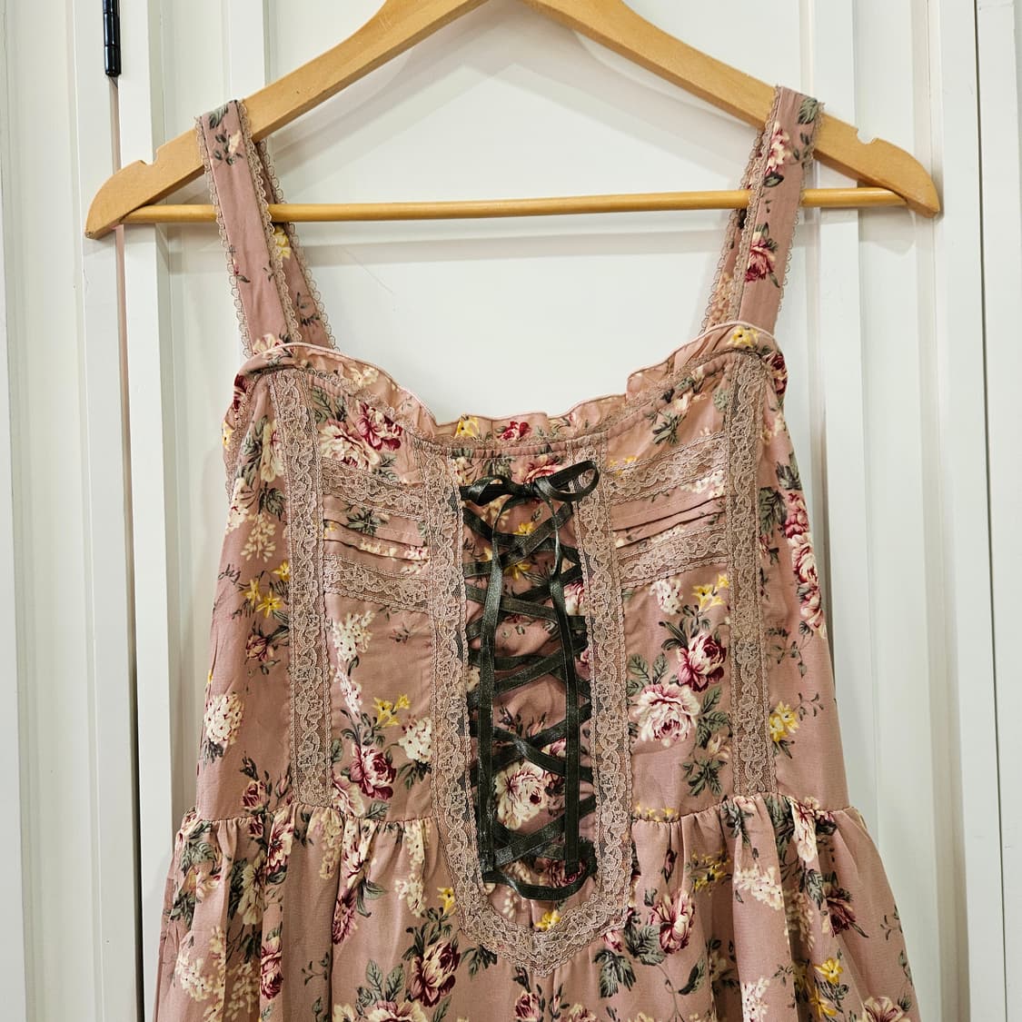 엑시즈팜 로즈 플라워 레이스 원피스 상품이미지3