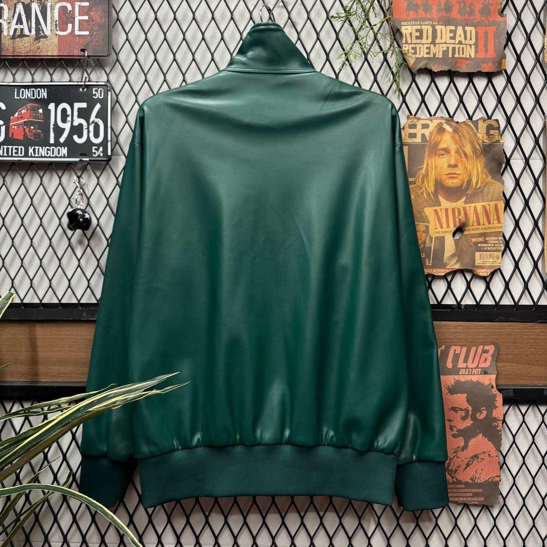 24S/S 아디다스 레더 트랙 자켓 전면 로고 포인트 그린 상품이미지2