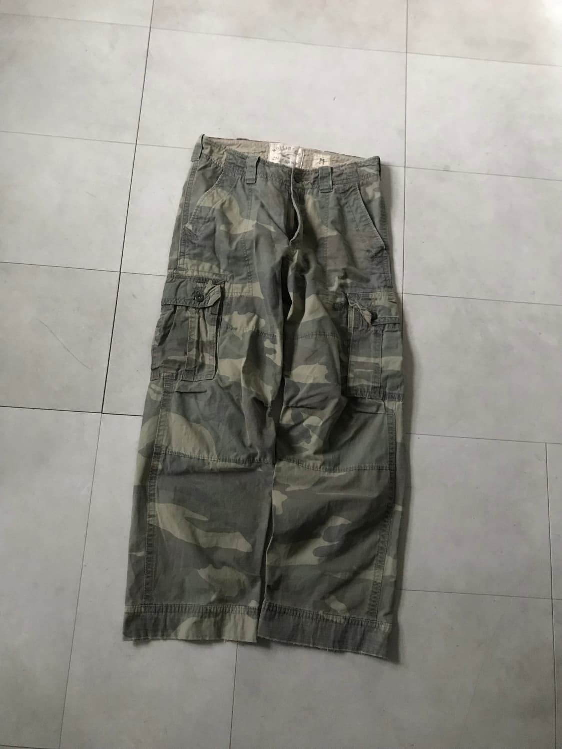 홀리스터 카모 와이드핏 카고팬츠 상품이미지5