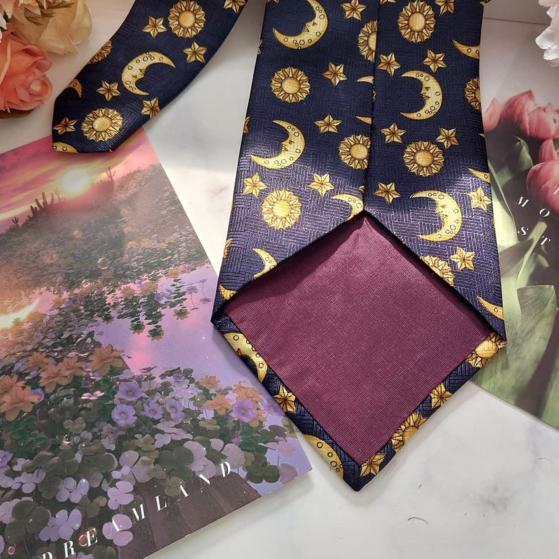 리버티 실크 네이비 해&달 아트 넥타이 9.3cm A+등급 K1491
 상품이미지7