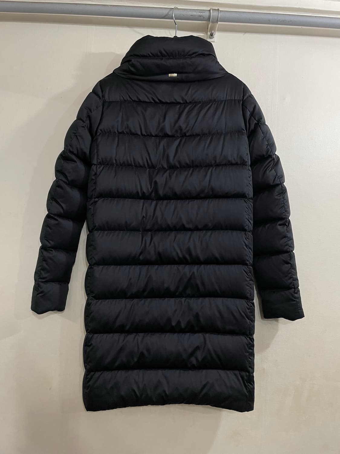 에르노 HERNO 구스 다운 패딩 블랙 38 상품이미지4