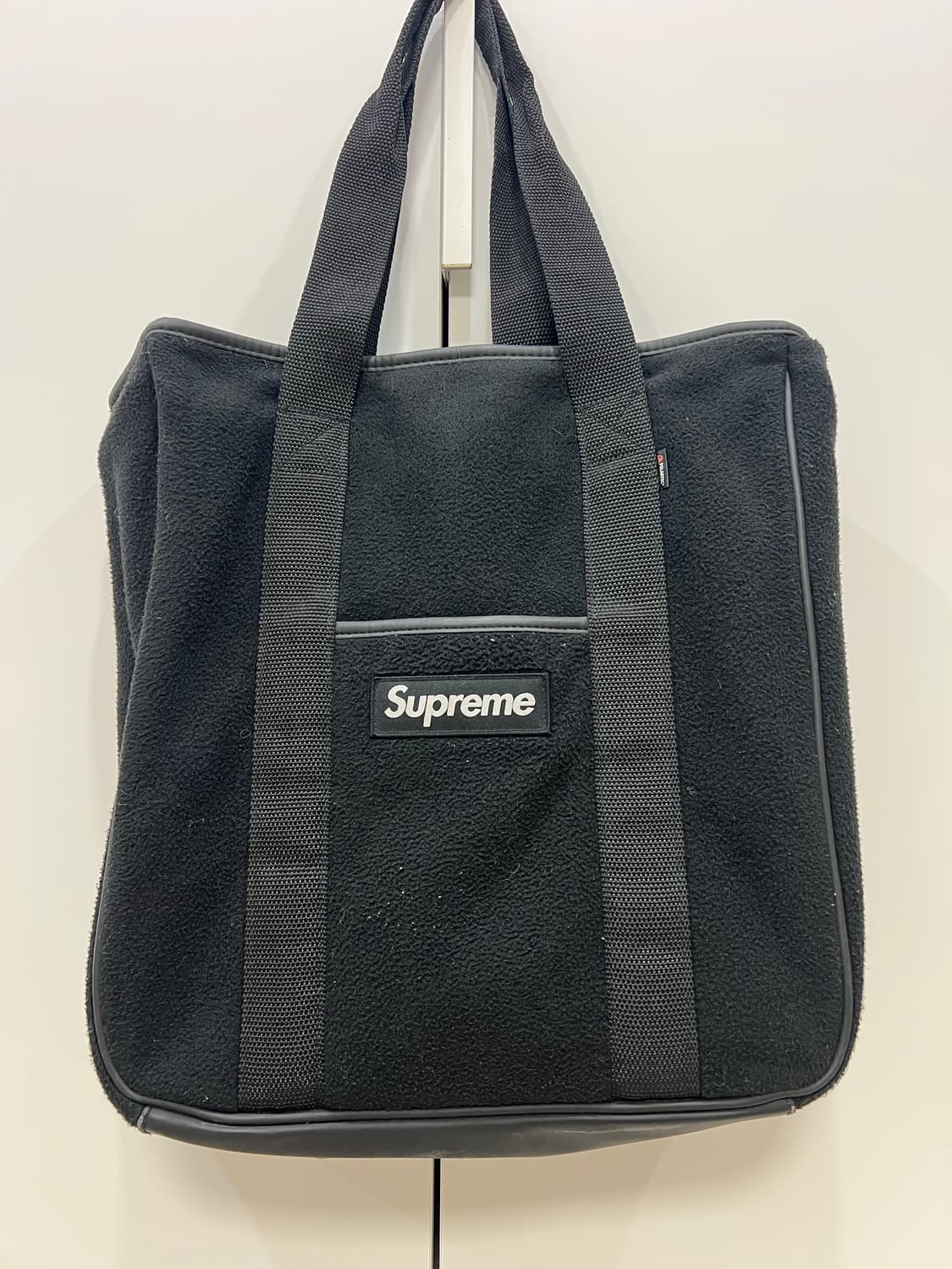 슈프림 폴라텍 토트백 블랙 18FW 상품이미지1