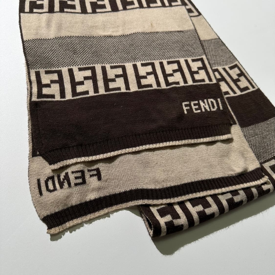 펜디 100% 캐시미어 주카패턴 배색 머플러 목도리 상품이미지5