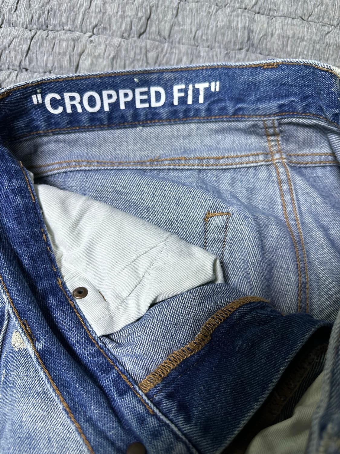 Off-White 크롭핏 청바지 상품이미지3