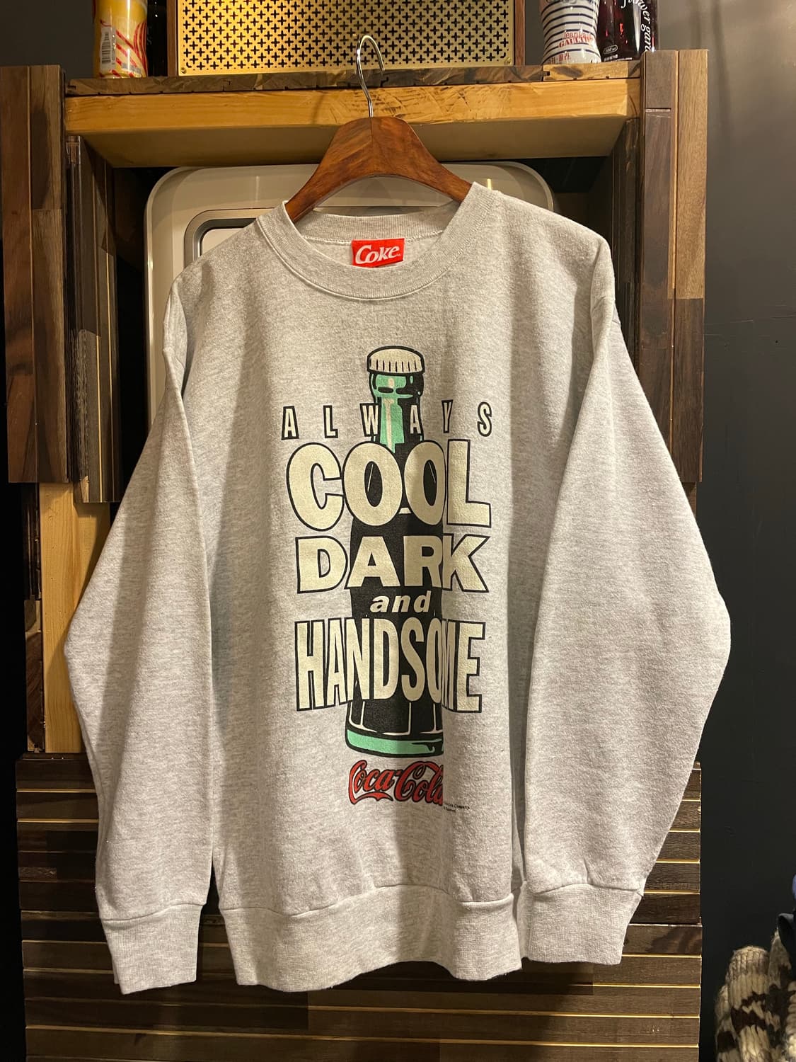 코카콜라 맨투맨 상품이미지1