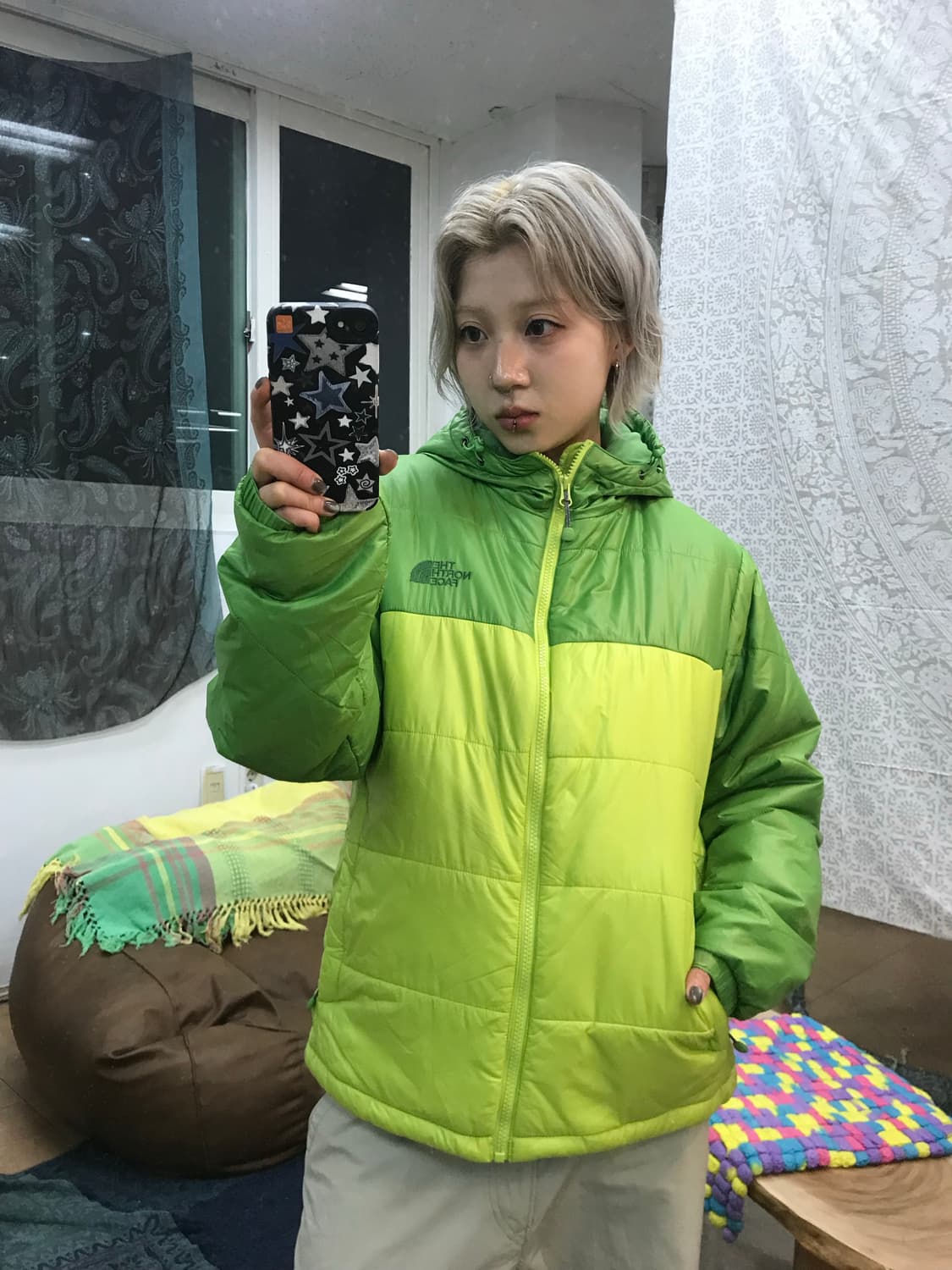 노스페이스 라임 배색 패딩  상품이미지1