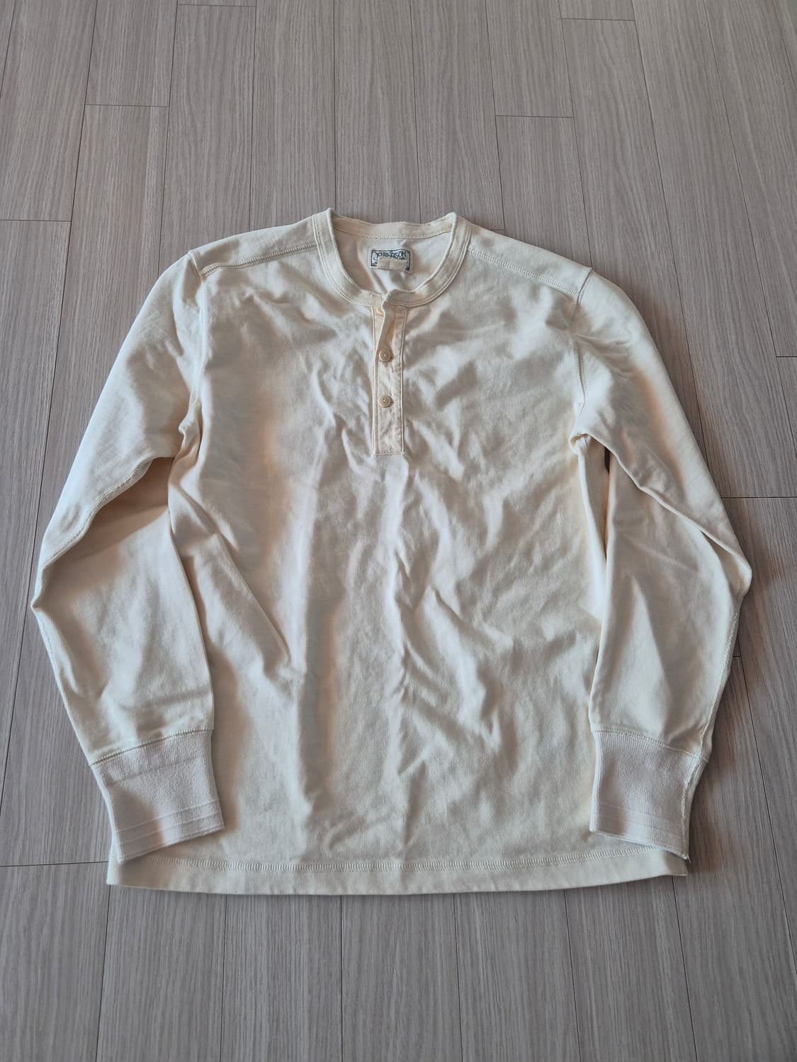 브론슨 긴팔 헨리넥 아이보리 (L) 상품이미지1