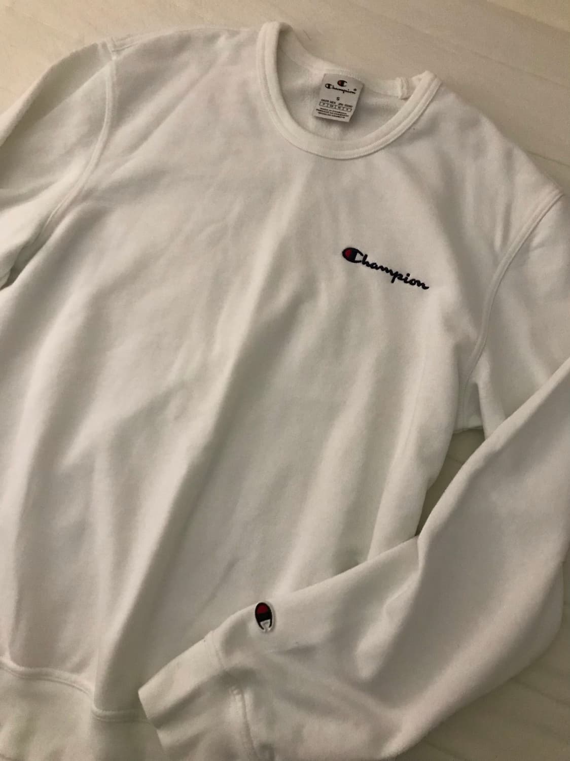 챔피온 스크립트 로고 크루넥 맨투맨 상품이미지1