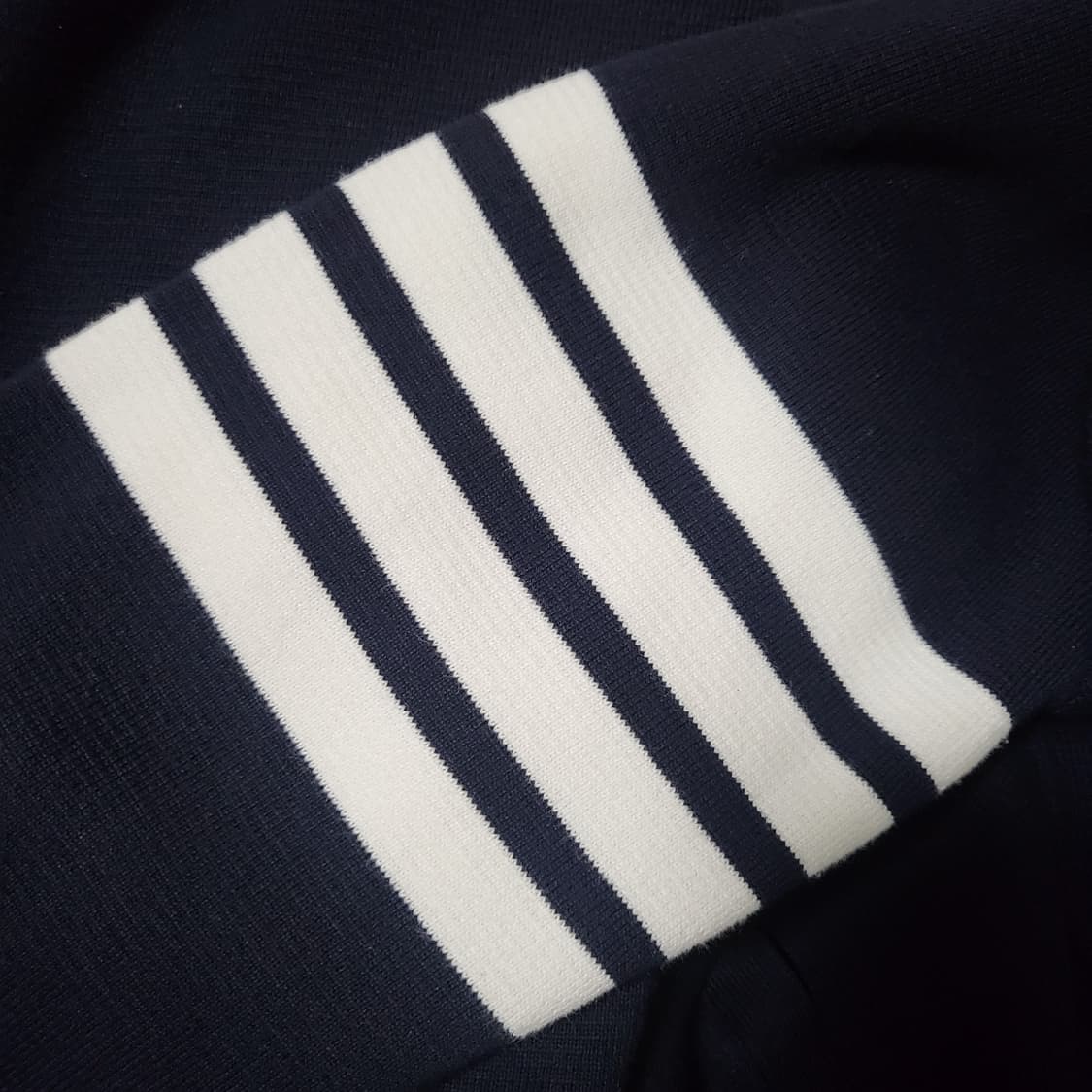 [신형/새상품급] 2 / 톰브라운 밀라노 스티치 금장 가디건  상품이미지4